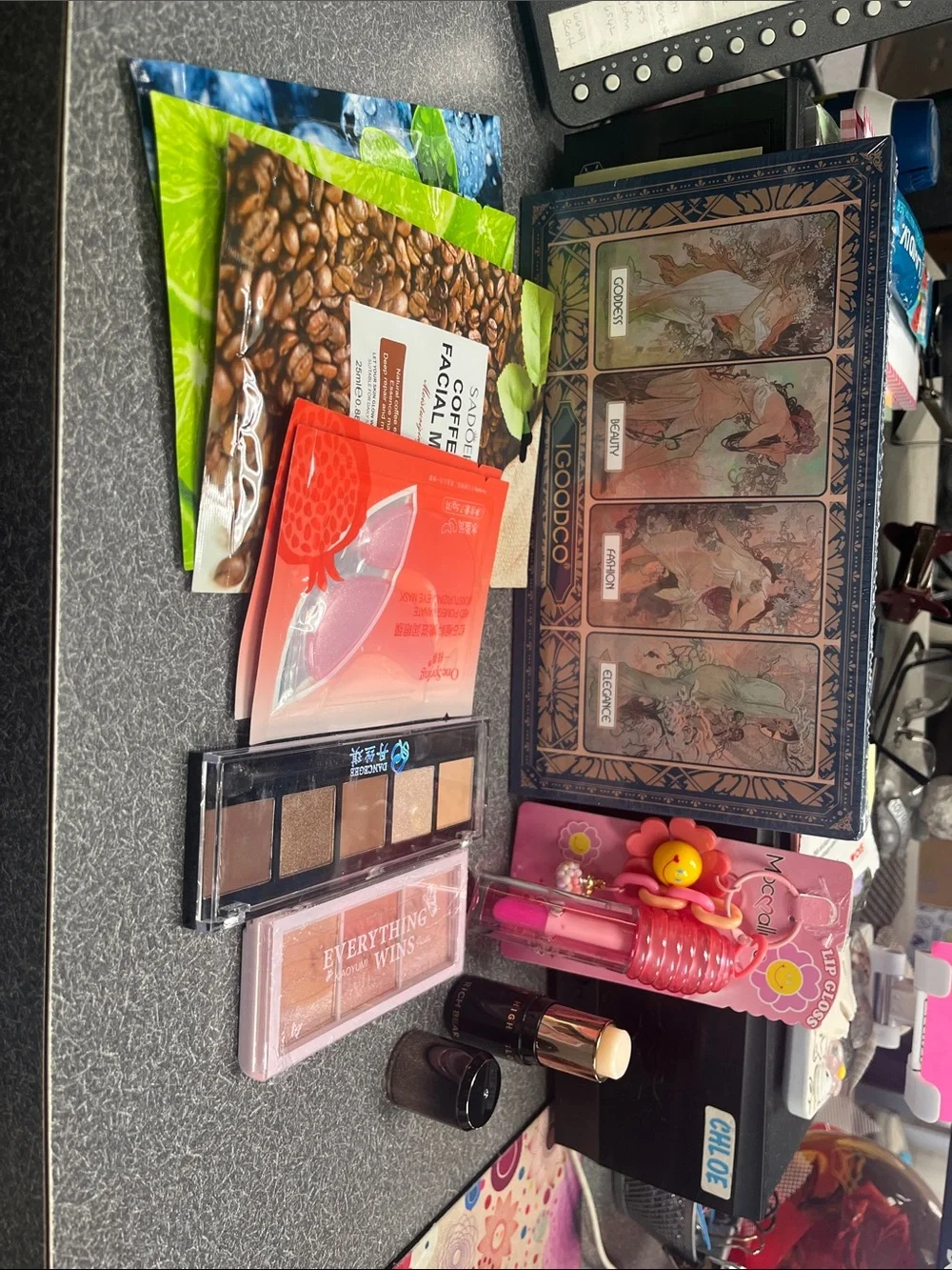 Make up bundle price firm